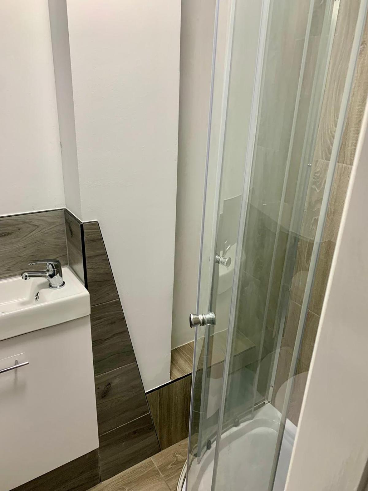 M4M Rooms- Ng8 5Np Room 1 Nottingham Kültér fotó