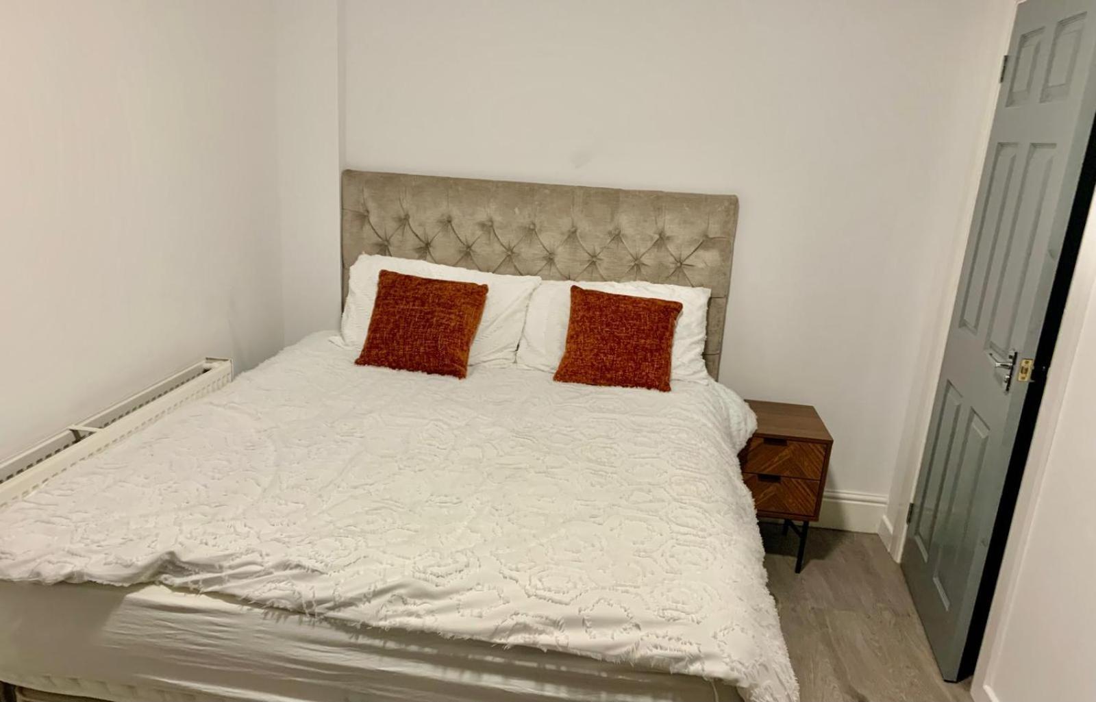 M4M Rooms- Ng8 5Np Room 1 Nottingham Kültér fotó